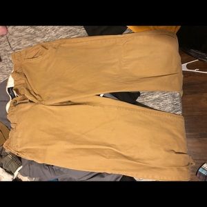 Men’s khaki pants